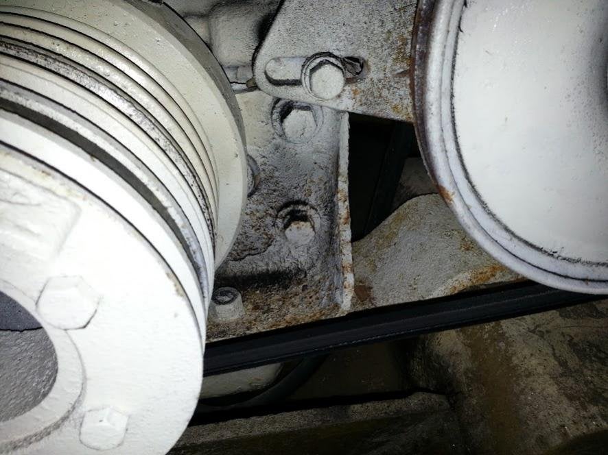 port fwd mount looking aft.jpg port fwd mount looking aft.jpg